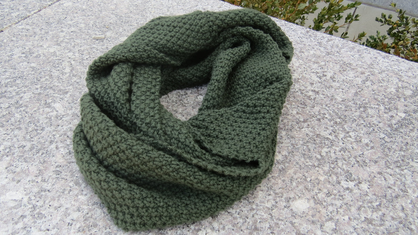 Moss Stitch Infinity Scarf || Made to Order Item